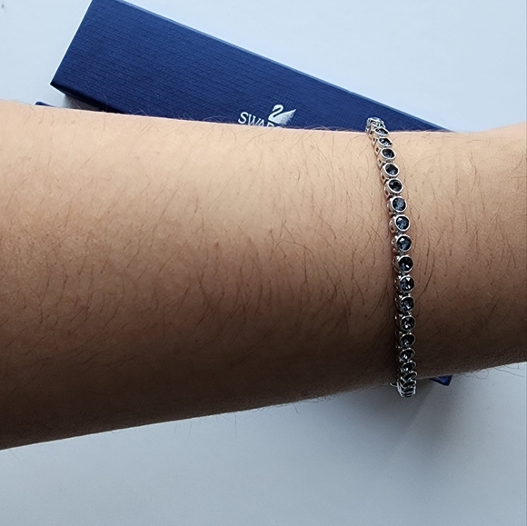 Matrix Tennis bracelet - Picture 5 of 6